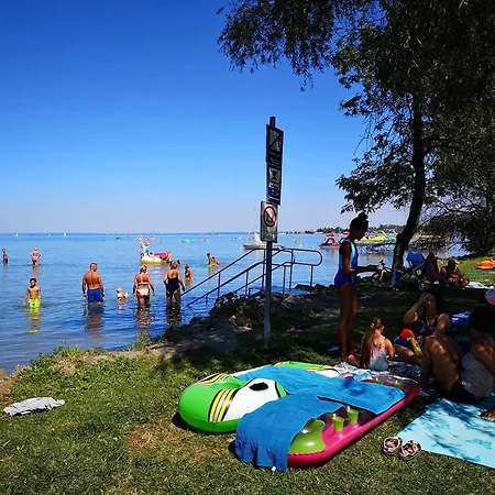 Mina Vizparti Apartman * Siofok